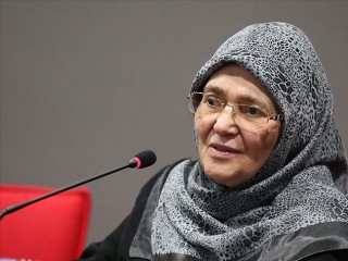 Şule Yüksel Şenler kimdir?