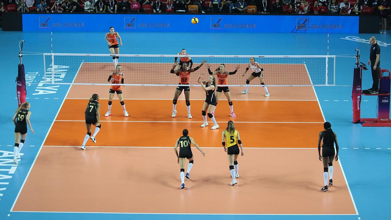 Dünya voleyboluna Türkiye damgası