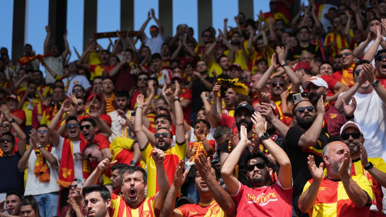 Göztepe Süper Lig'e yükseldi