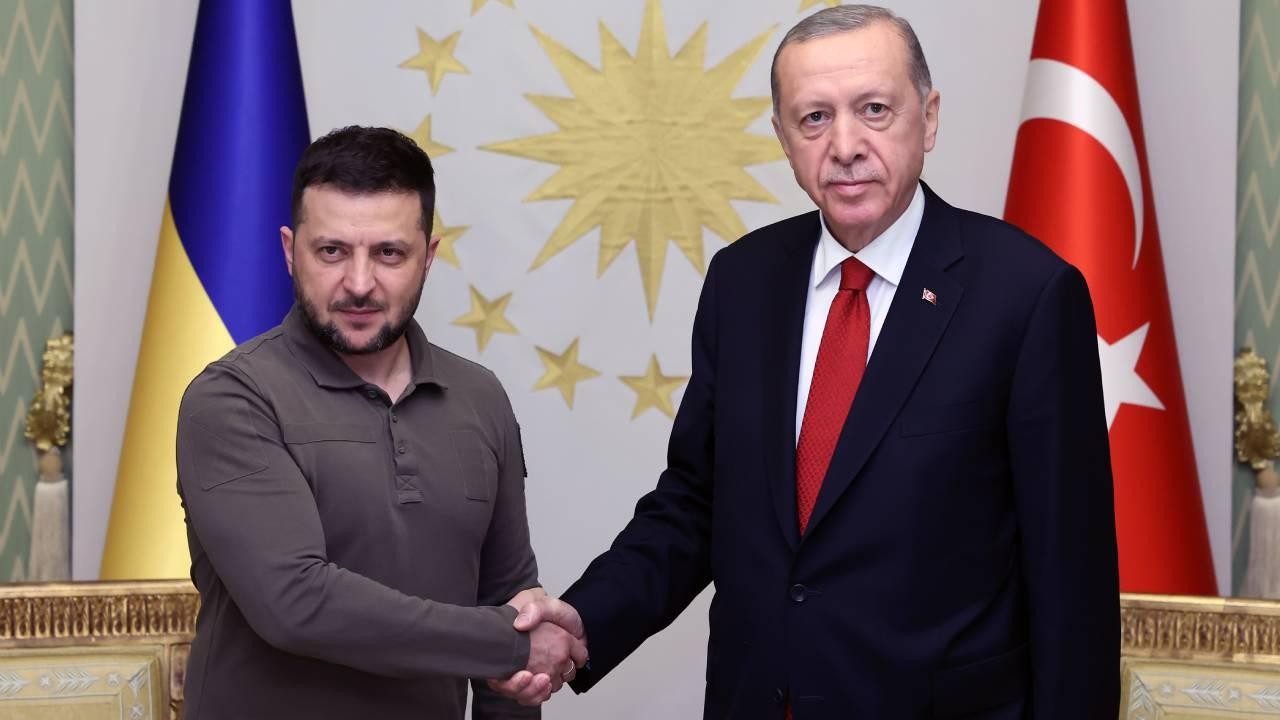 Cumhurbaşkanı Erdoğan Ukrayna Devlet Başkanı Zelenski ile görüşüyor