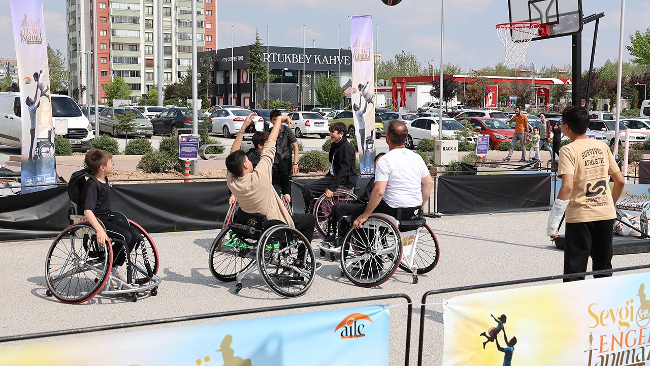 Konya’da Engelliler Haftası dolu dolu geçti
