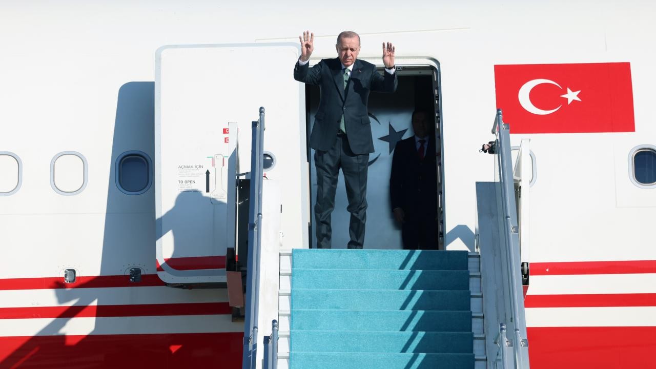 Cumhurbaşkanı Erdoğan Azerbaycan’dan ayrıldı